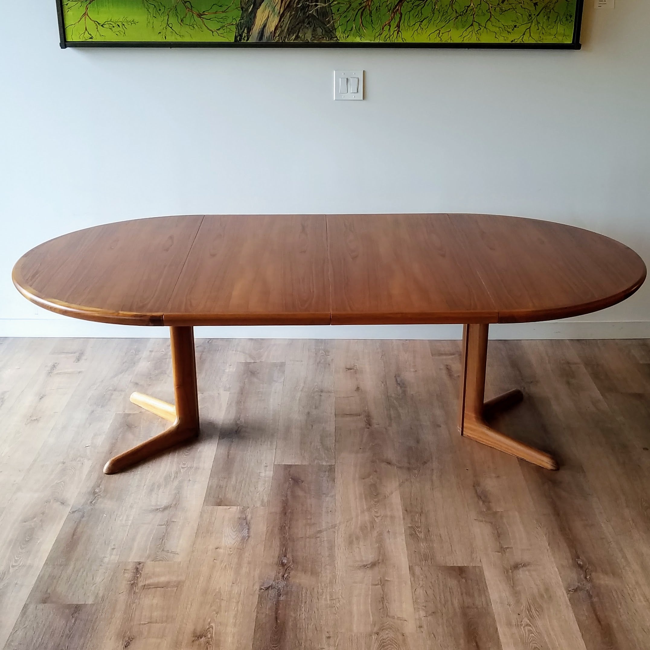 Skovby Round Extendable Teak Dining Table