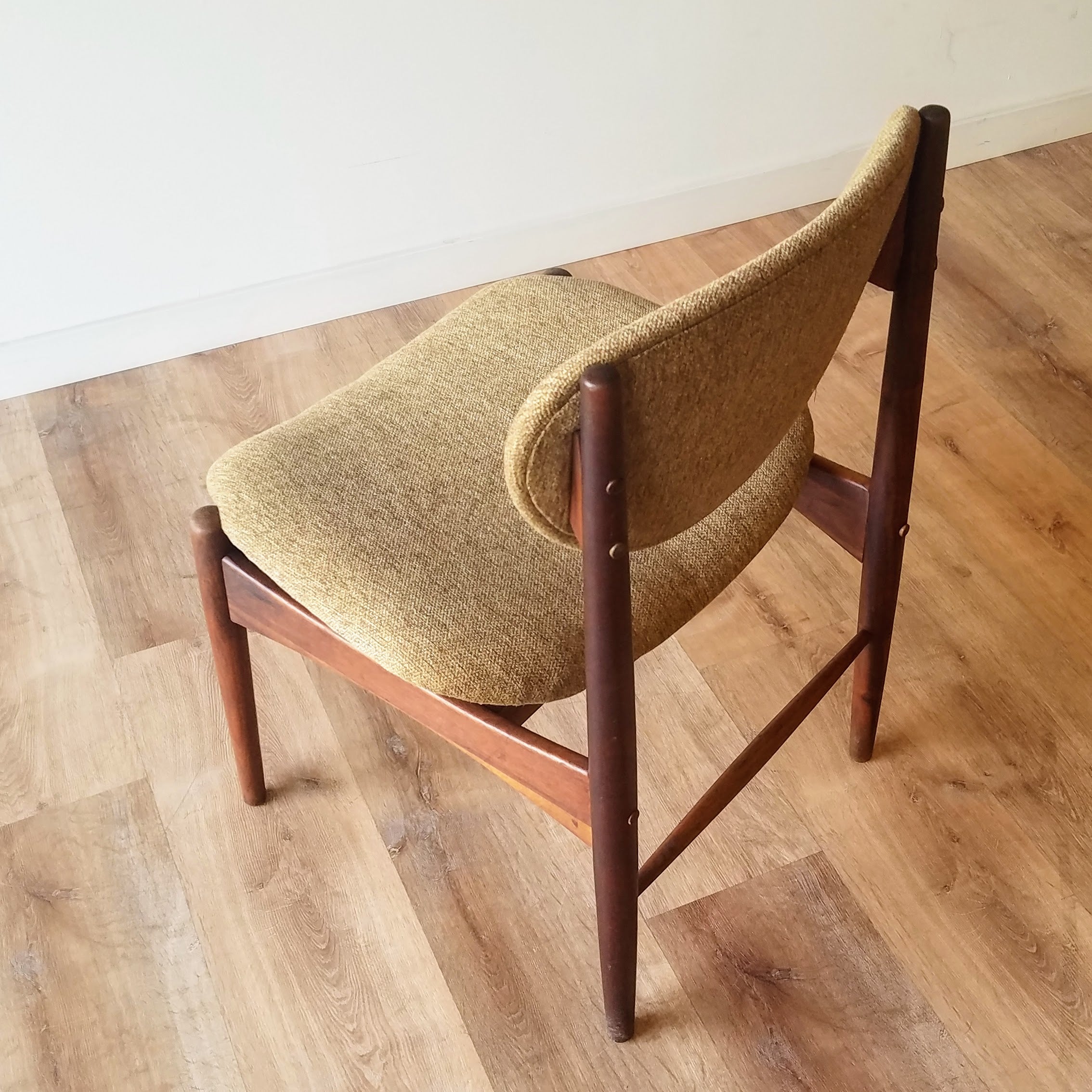 MCM Side Chair