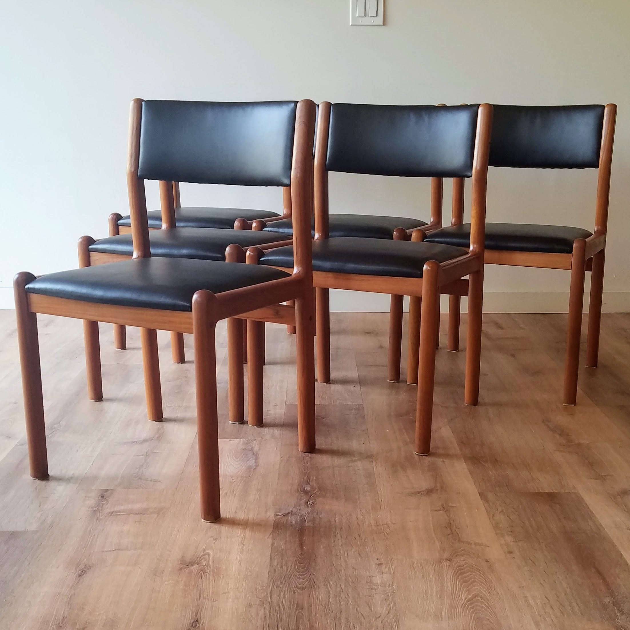 Niels Møller Dining Chairs