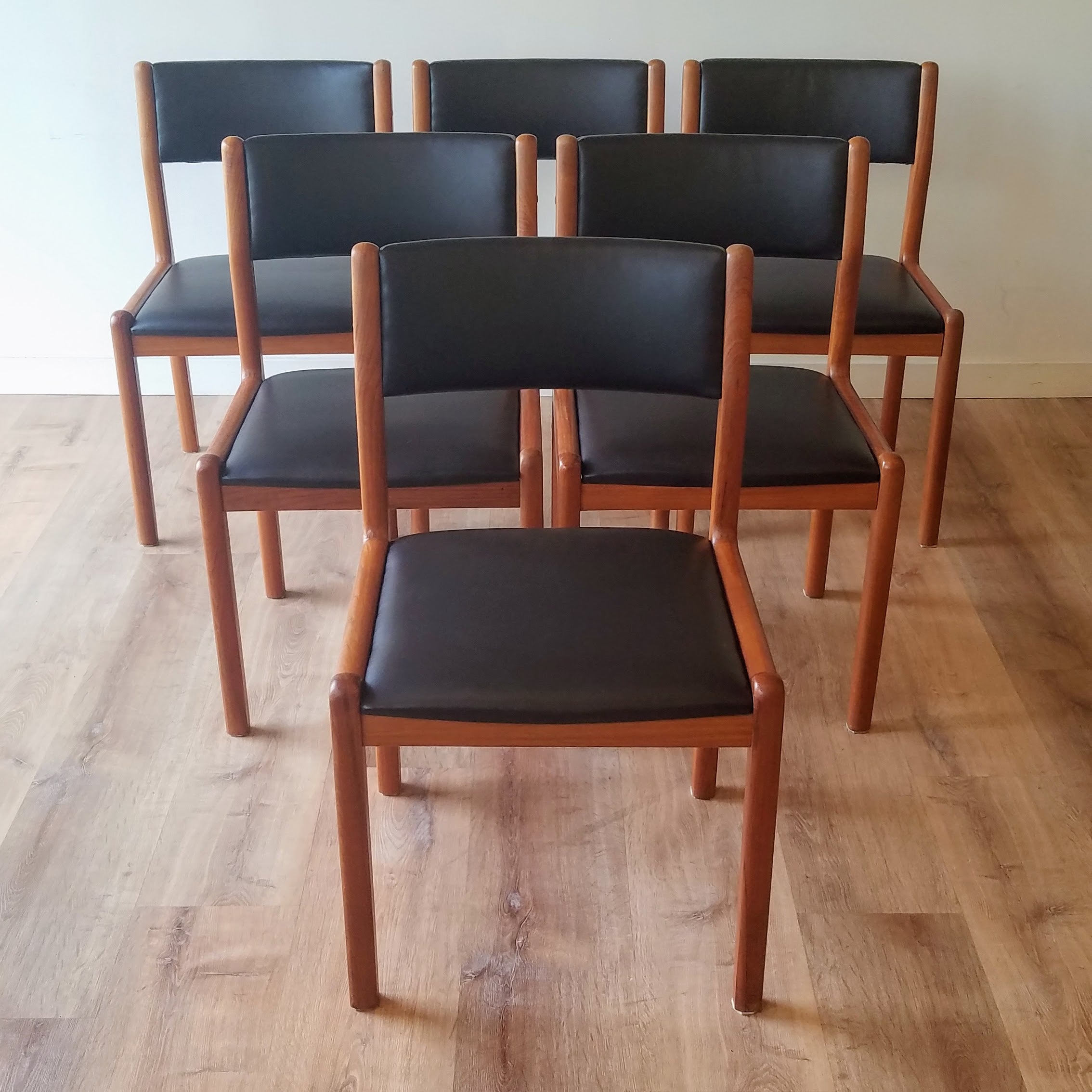 Niels Møller Dining Chairs