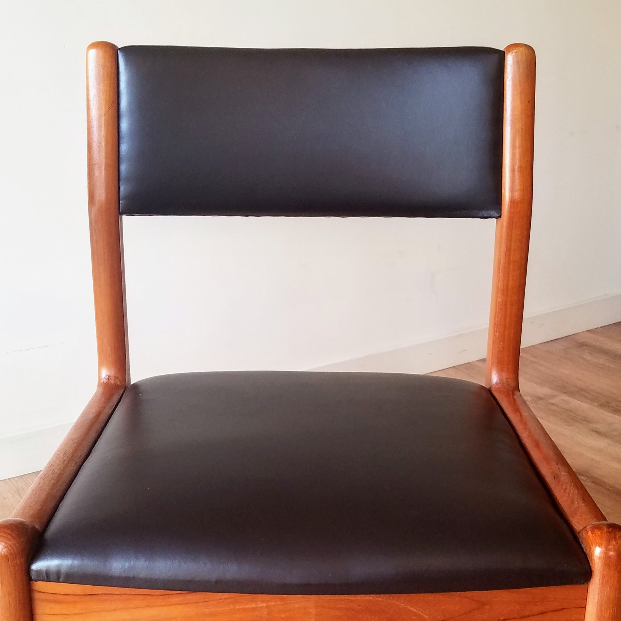 Niels Møller Dining Chairs