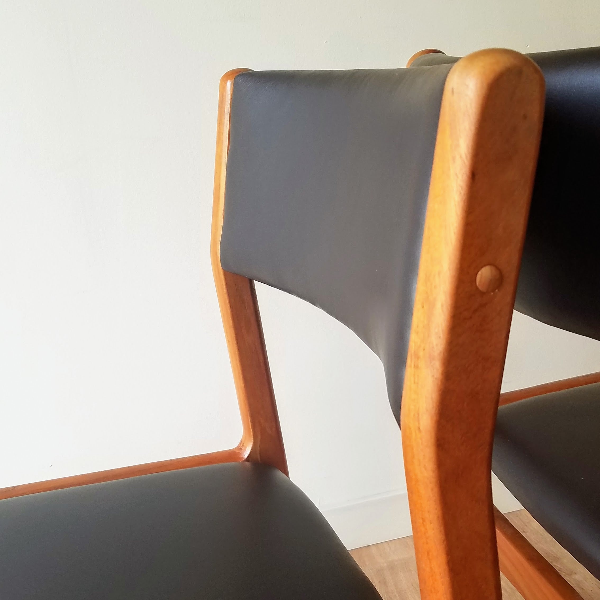 Niels Møller Dining Chairs