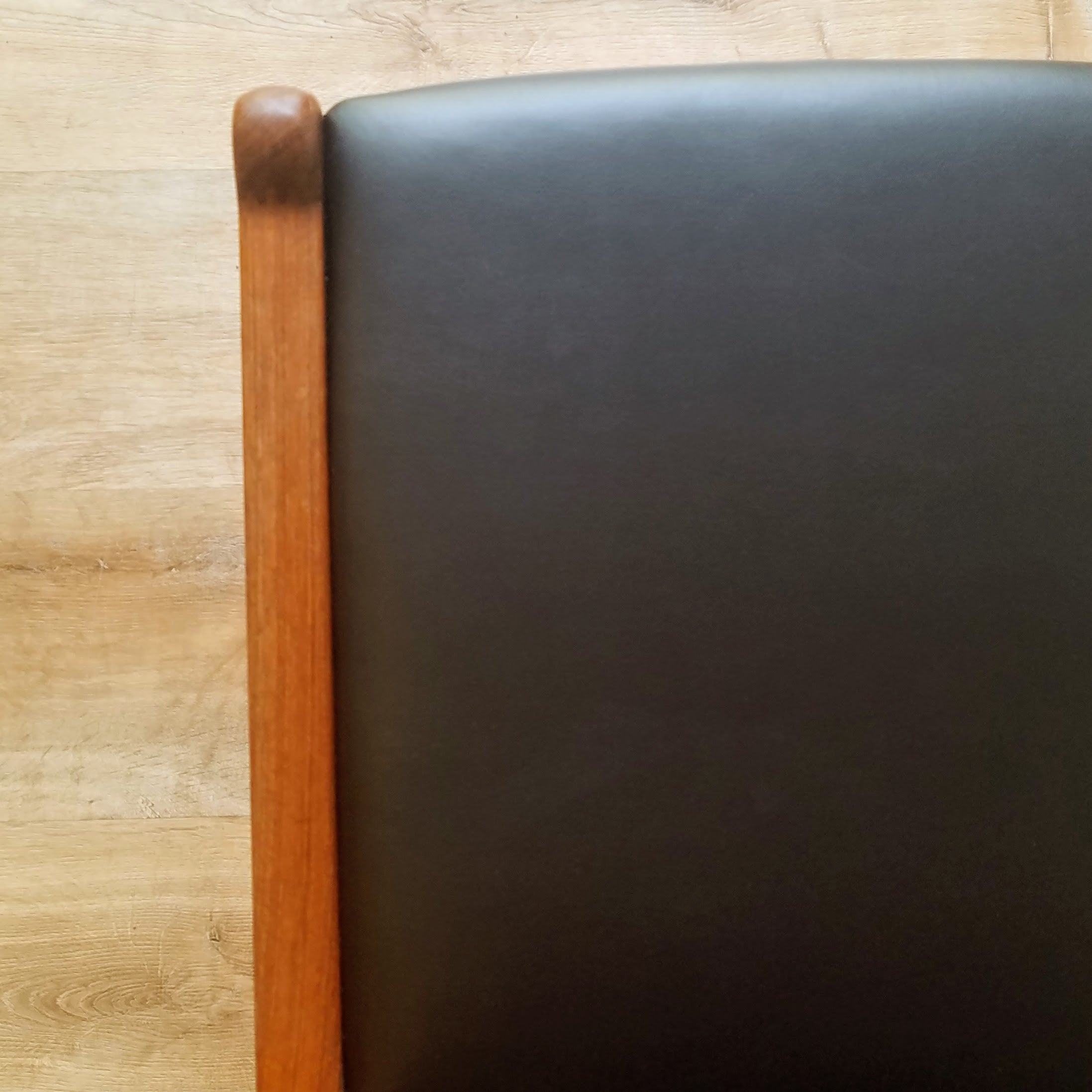 Niels Møller Dining Chairs