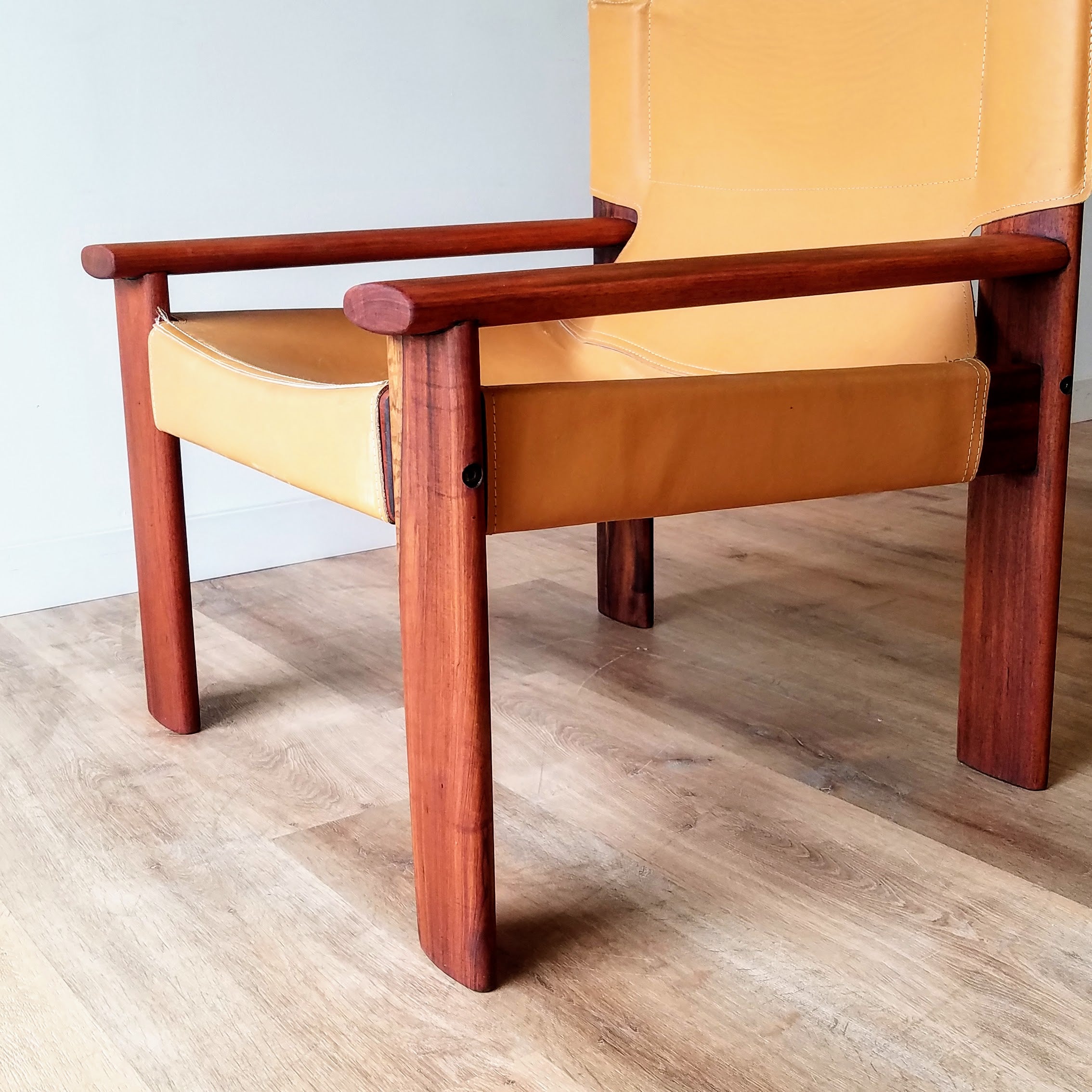 Sergio Rodrigues Lounge Chair