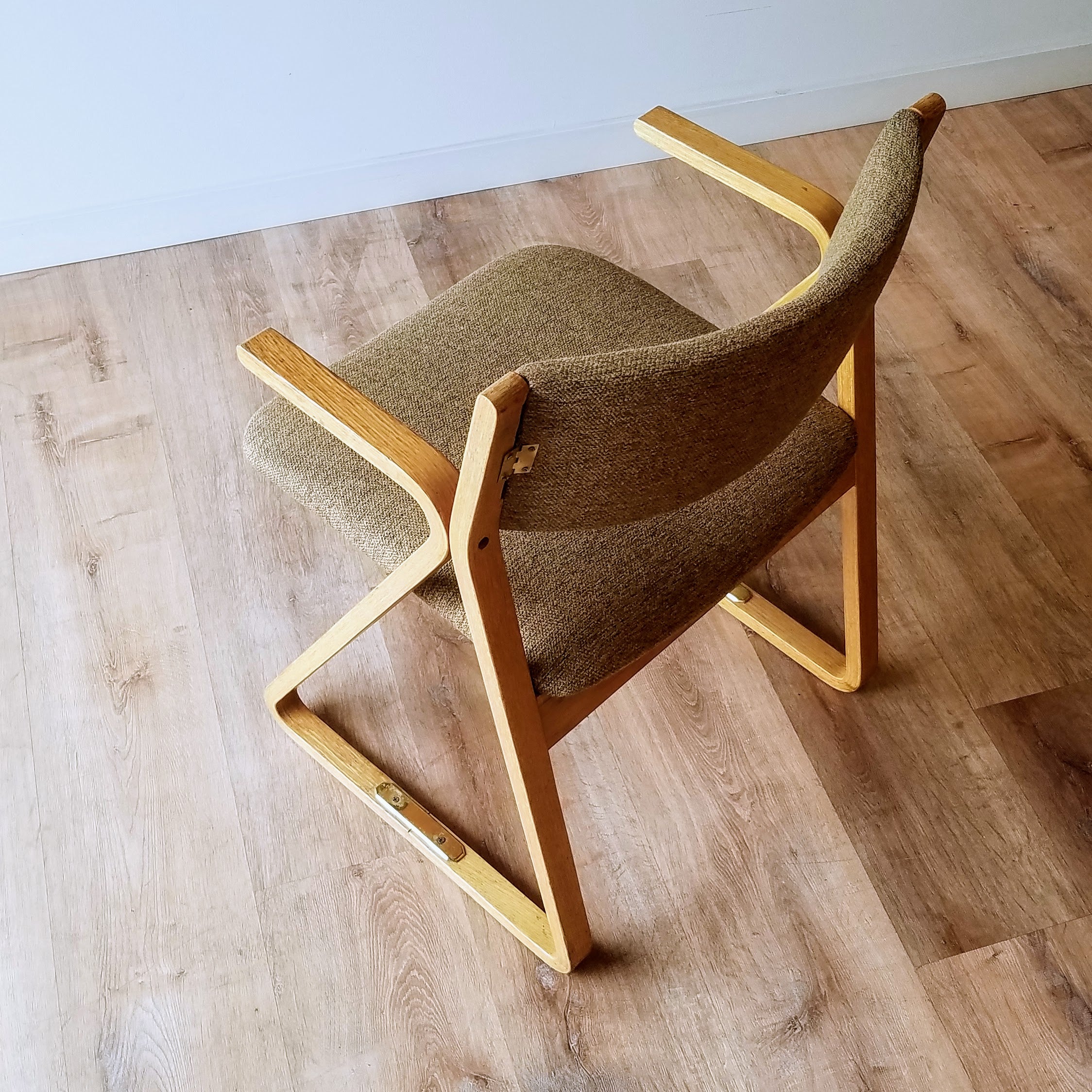 Robert DeFuccio 'Triangle' Chair