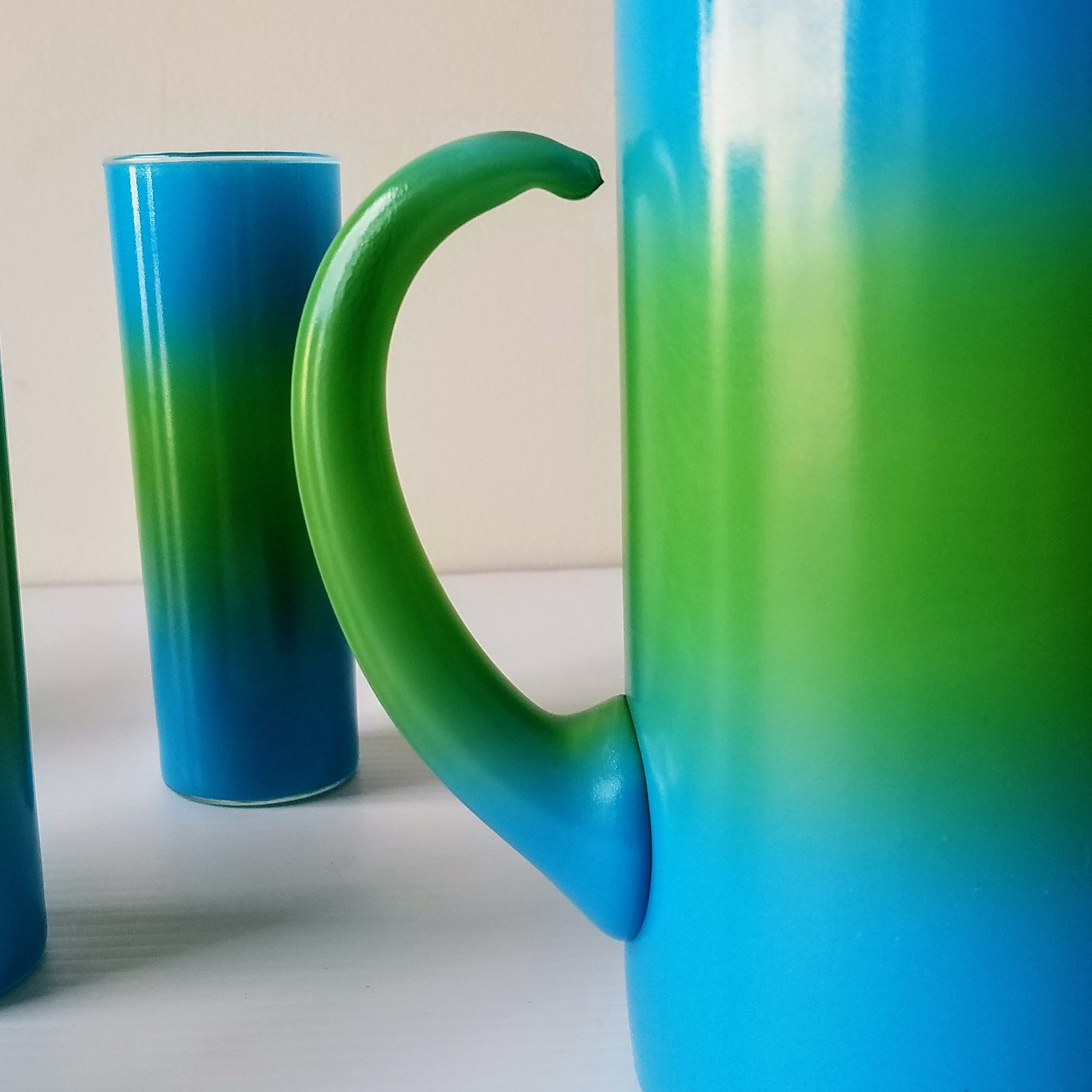 West Virginia Glass 'Bermuda Twist' Pitcher Set