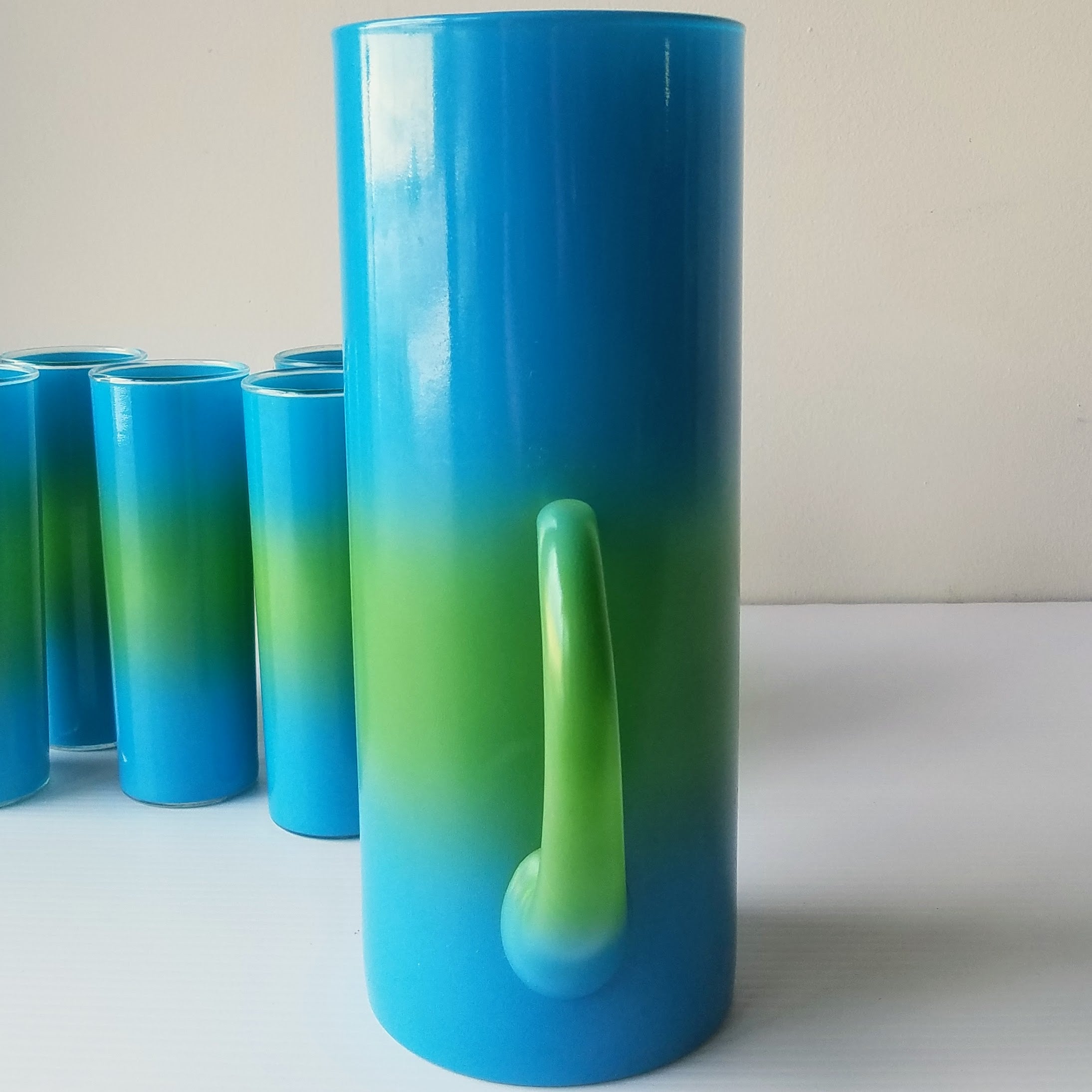 West Virginia Glass 'Bermuda Twist' Pitcher Set