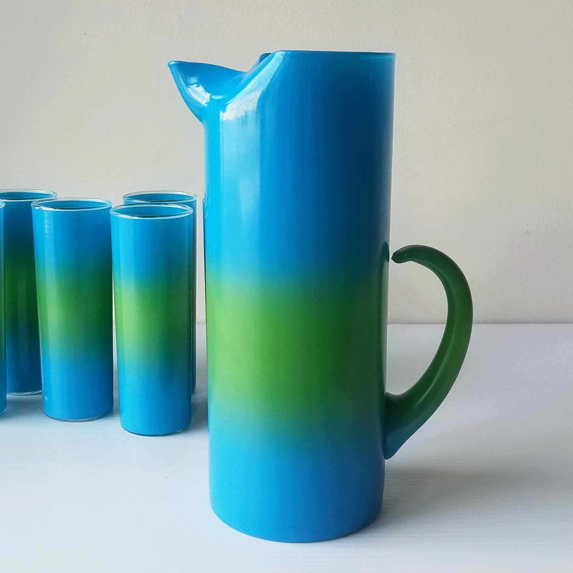 West Virginia Glass 'Bermuda Twist' Pitcher Set