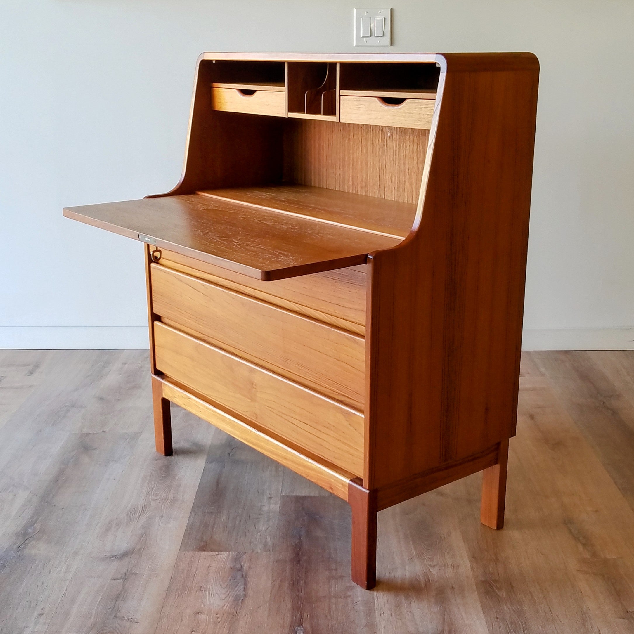 Arne Wahl Iversen Secretary Desk, Model 88