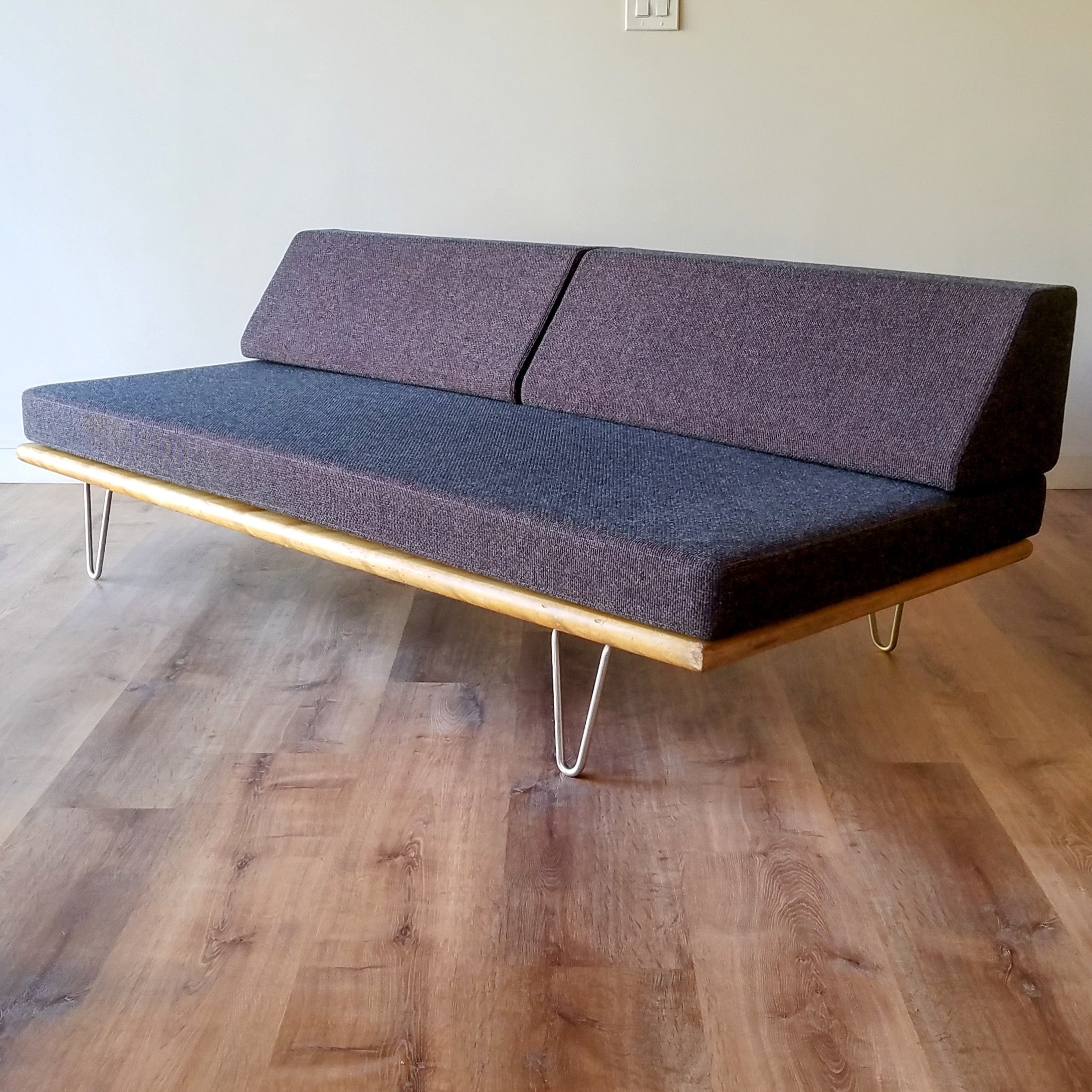 Geroge Nelson Daybed