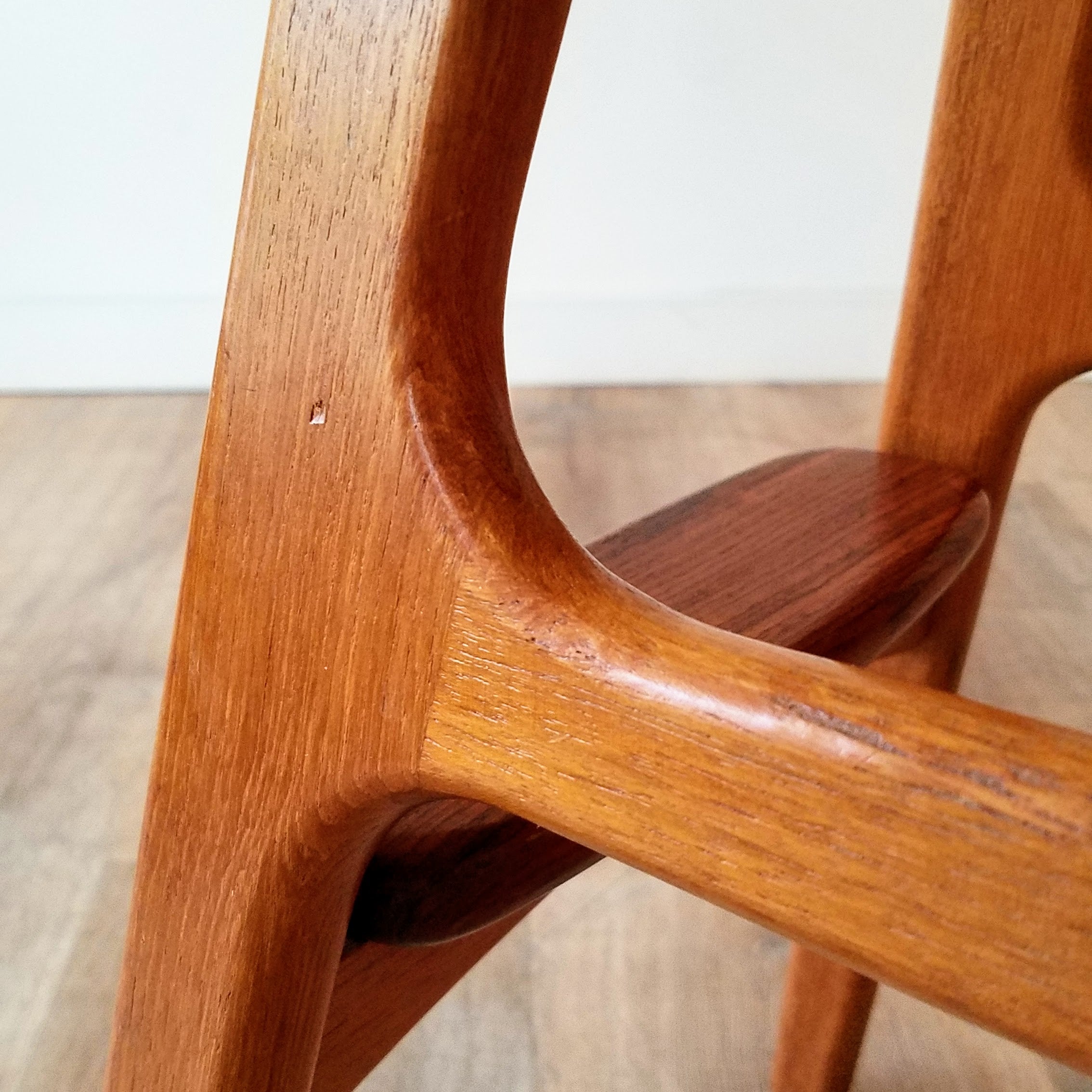 Erik Buch Barstools