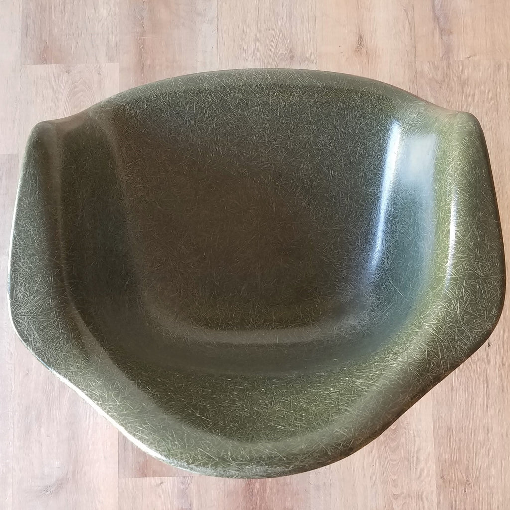 Top View of American Mid-Century Modern DAR Dining Chair designed by Charles and Ray Eames in Ballard, Seattle.