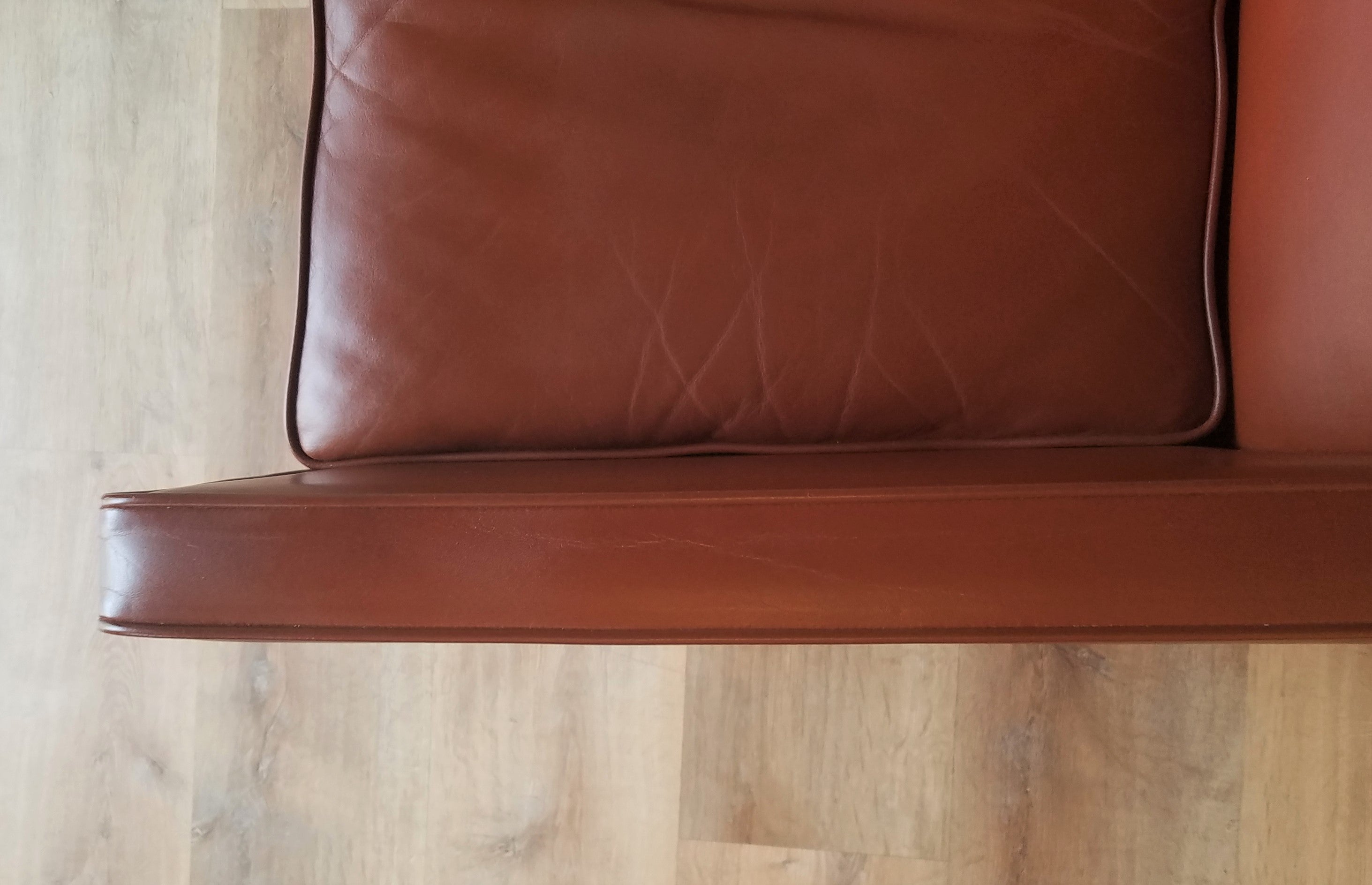 Ludwig Mies van der Rhoe Krefled Club Chair