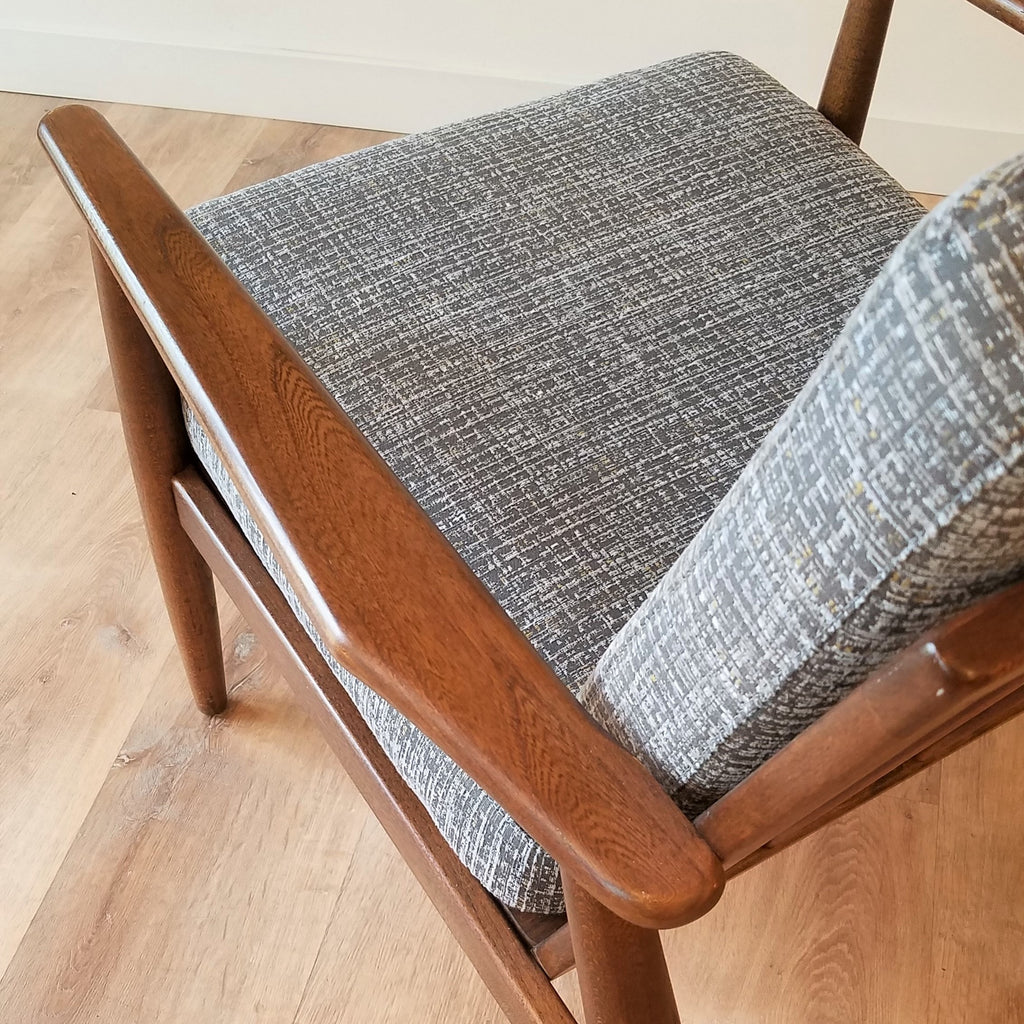 Detail View of American Mid-Century Modern 'Viko' Lounge Chair by Baumritter in Seattle, Washington.
