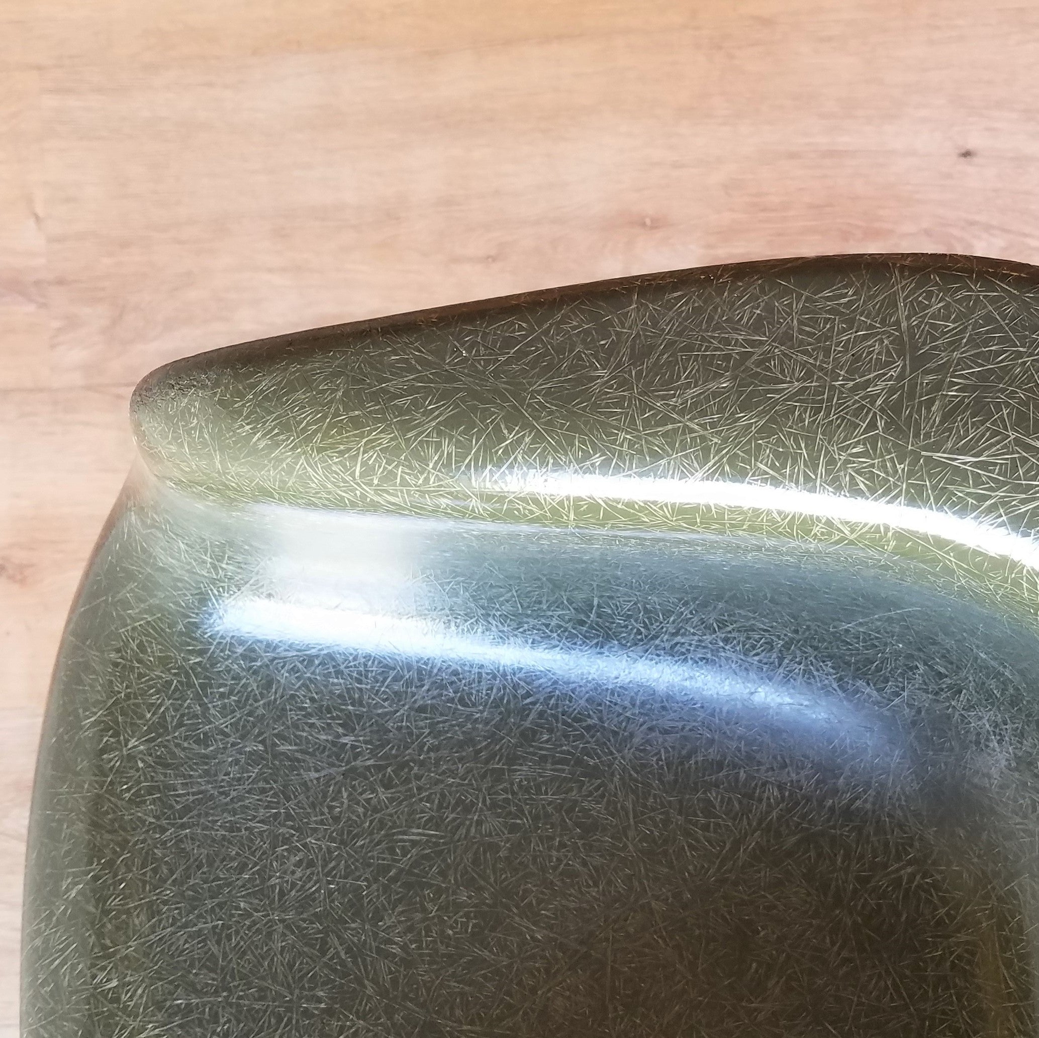 Eames Olive Green DAR Eiffel Chair
