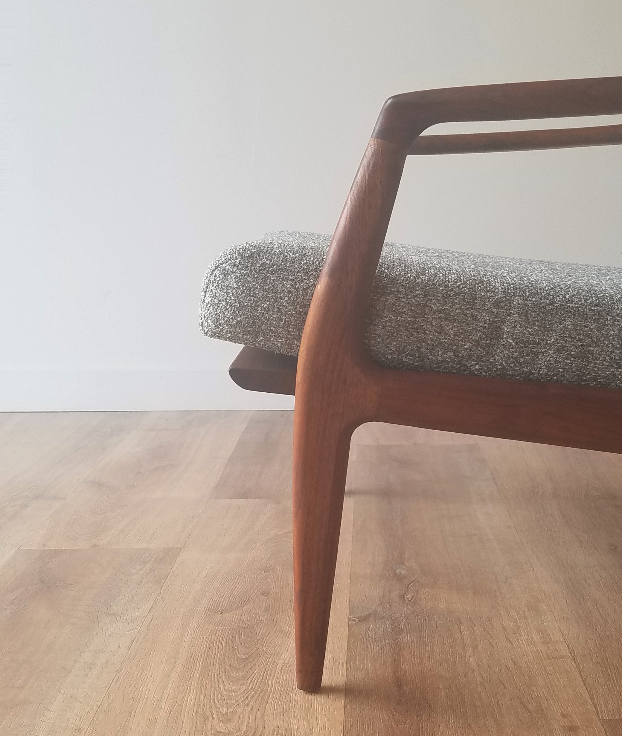 Folke Ohlsson Armchair (72-C)