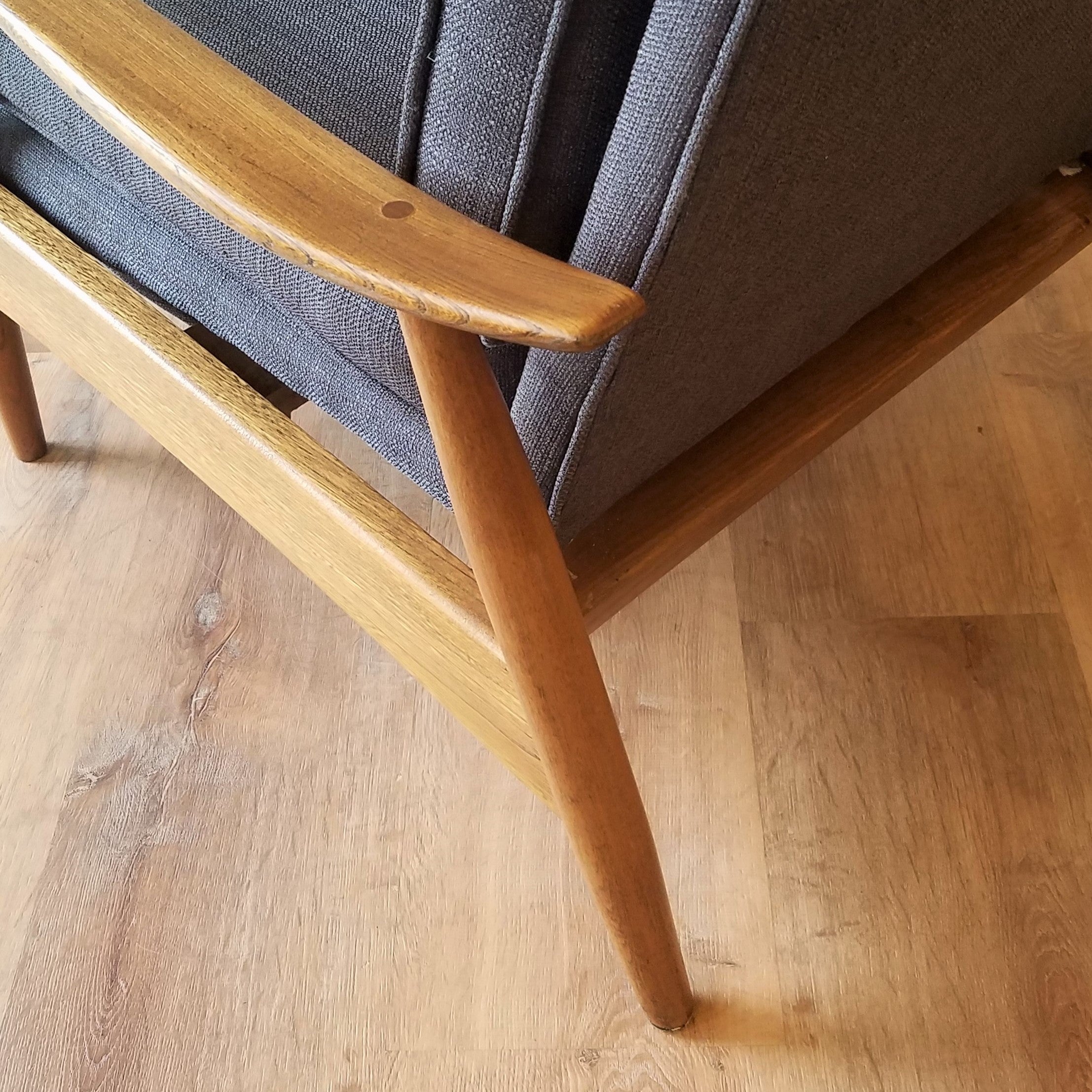 Milo Baughman Recliner