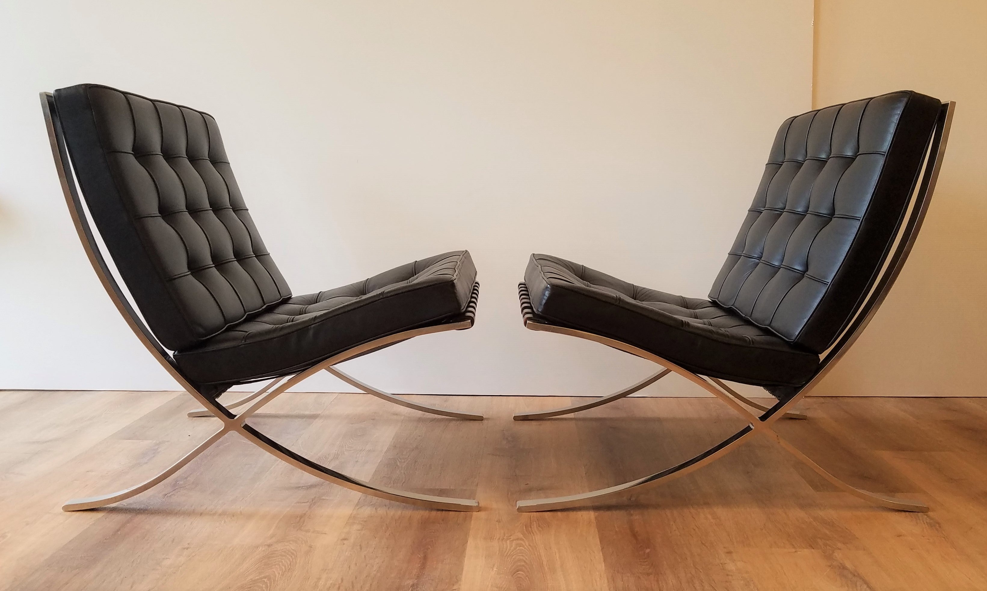 Ludwig Mies van der Rhoe Barcelona Chair