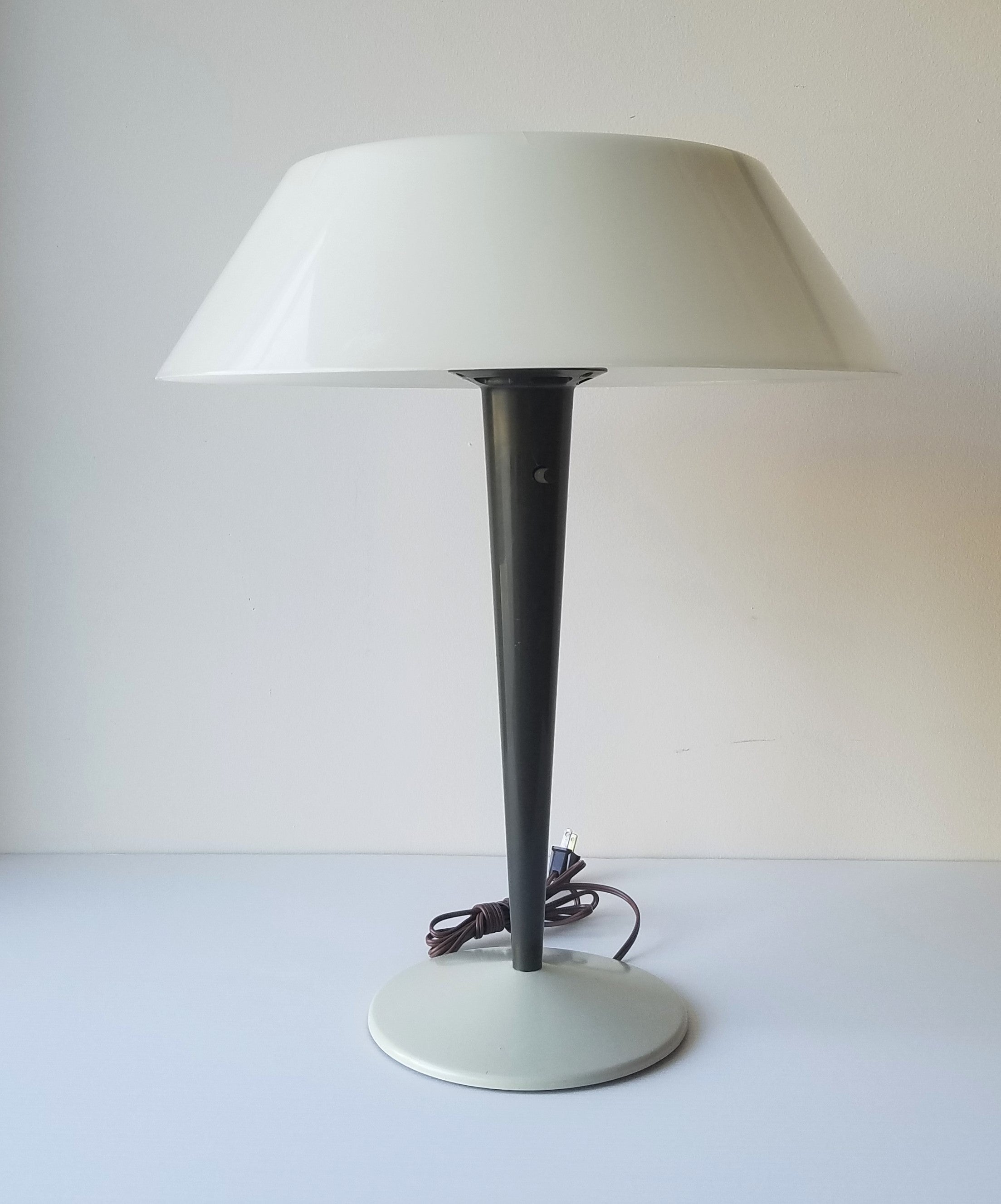 Gerald Thurston Table Lamp