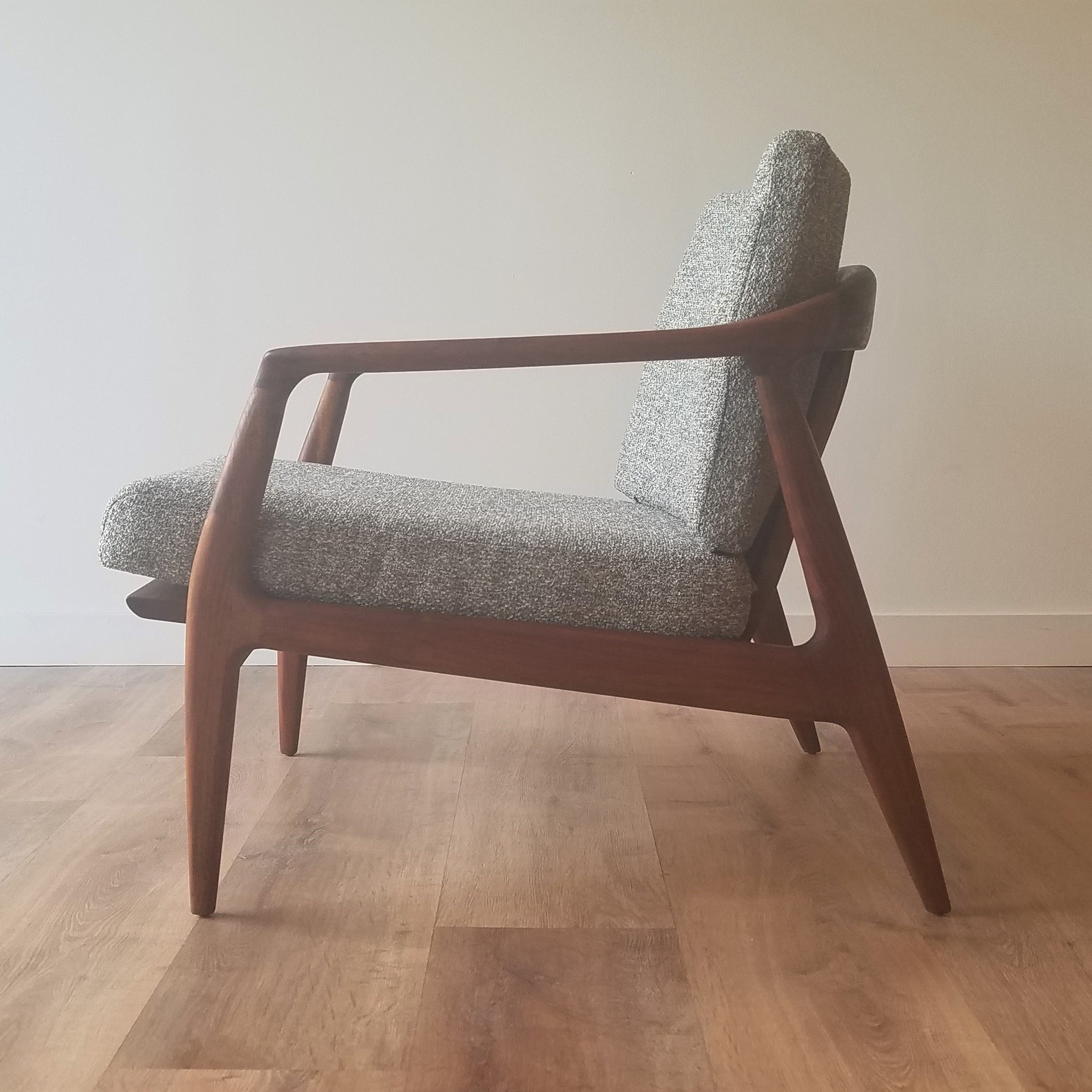 Folke Ohlsson Armchair (72-C)