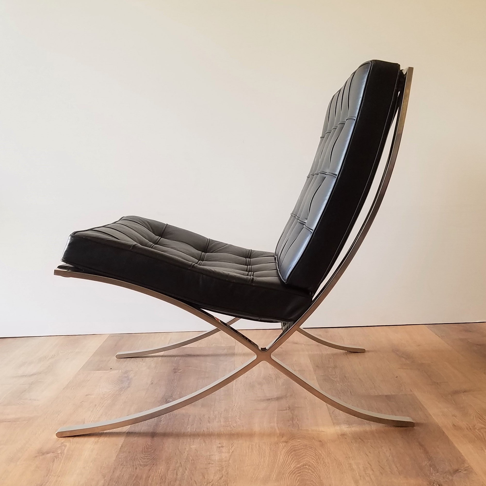 Ludwig Mies van der Rhoe Barcelona Chair